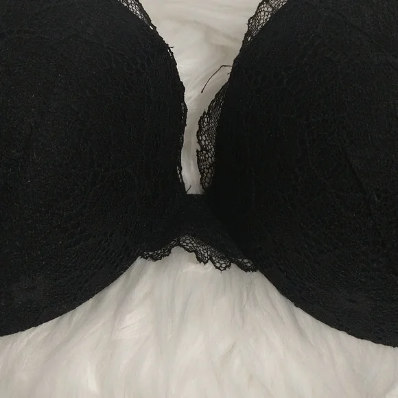 NWT Victoria's Secret 32DDD bra - Picture 3 of 10